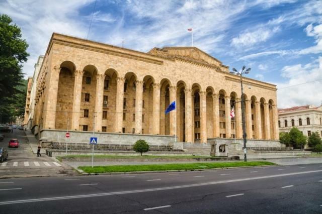 Parliament On Rustaveli Studio Tbiliszi Kültér fotó